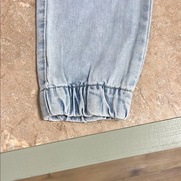 Light Blue Vintage Wash Jogger Jeans - Picture 3 of 7